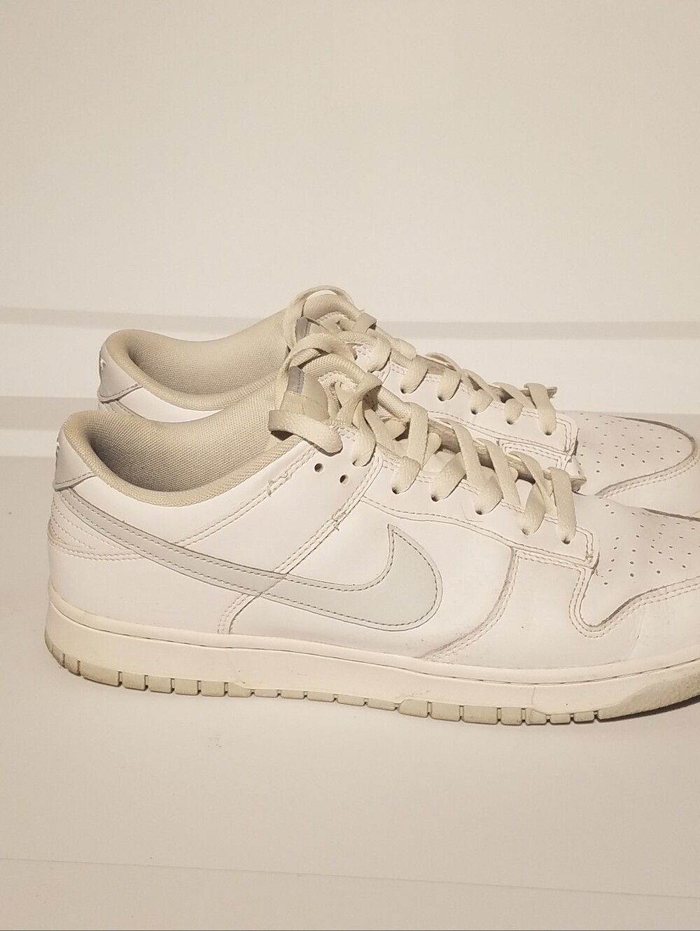 Men Nike Dunk SB White Gray Low Shoes Sneakers Size 12 - Picture 5 of 8